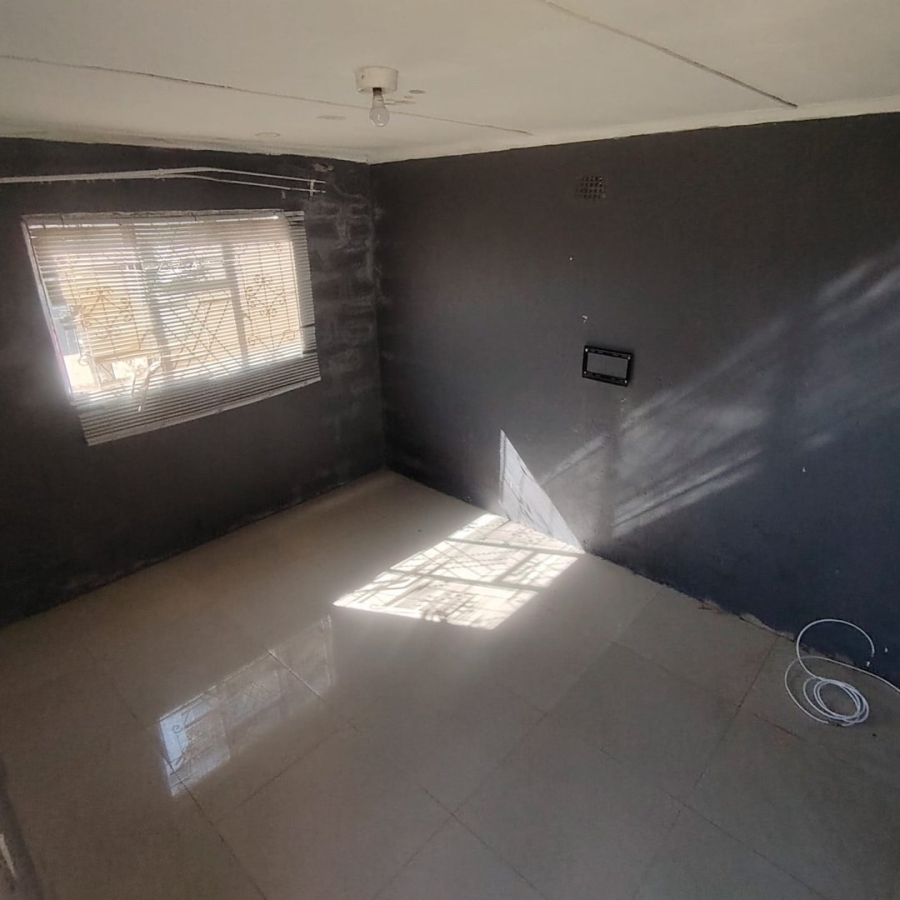 2 Bedroom Property for Sale in King Williams Town Central Eastern Cape